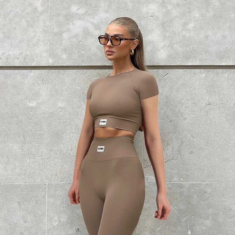 Women's  2 Piece Workout Sets Gym Yoga Sportswear Suit Fitness Short Sleeve Round Neck Crop Tops+High Waist Leggings Outfit