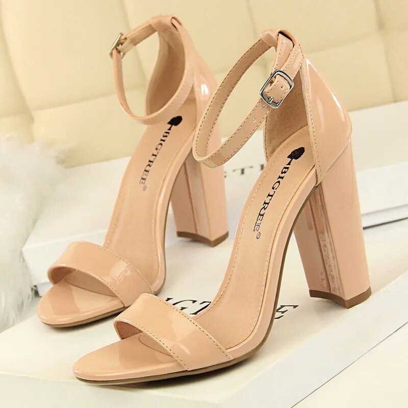 2019 New Women Sandals Patent Leather Women High Heels Shoes Sexy Women Pumps Fashion Wedding Shoes